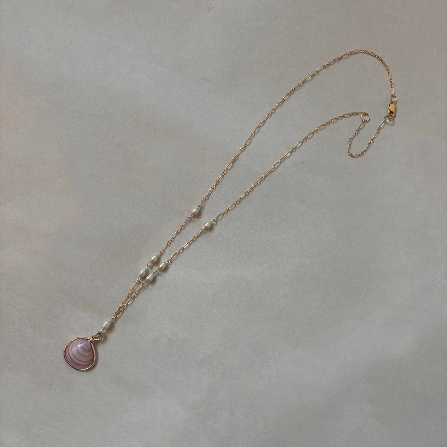 shell mini pearl necklace