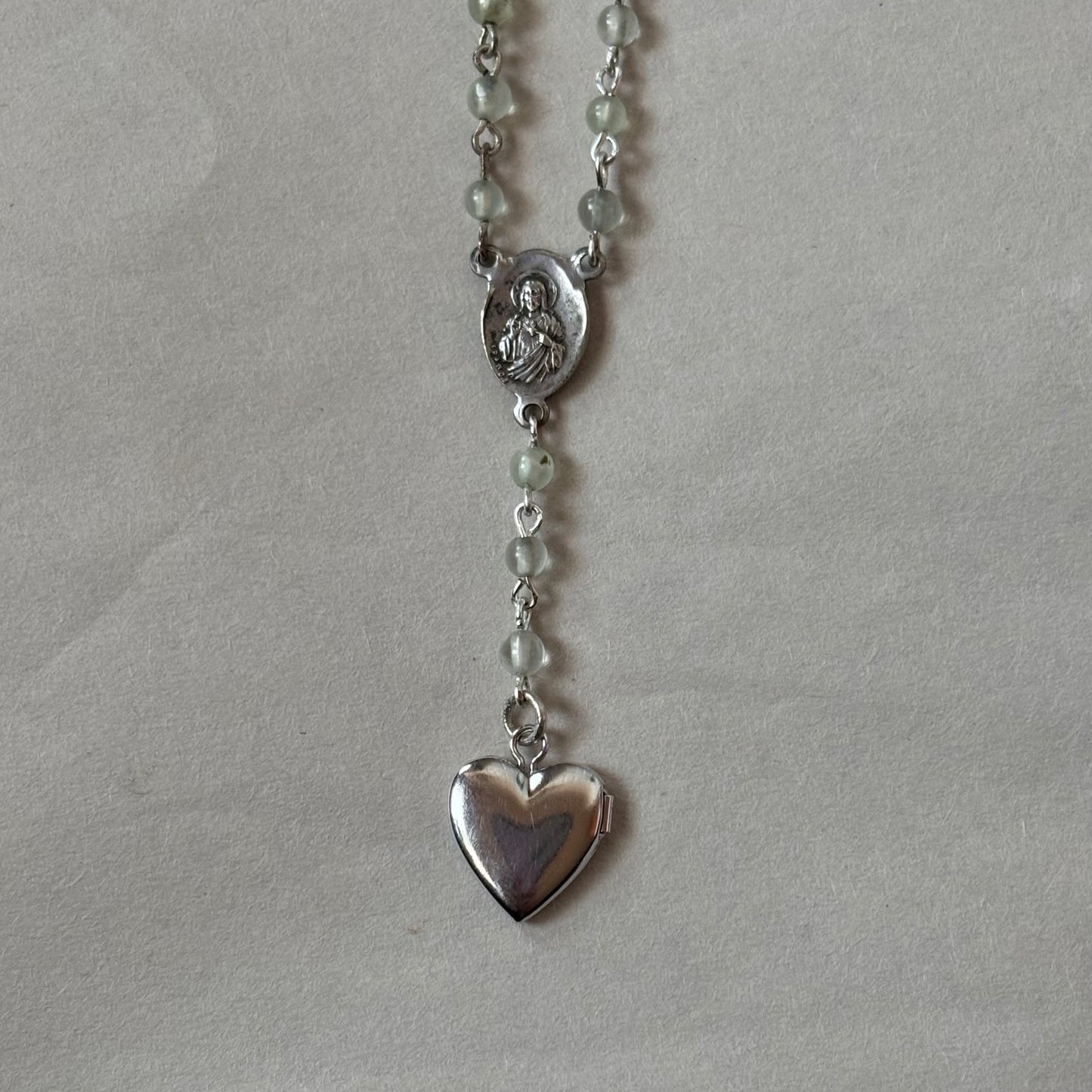 heart icon necklace
