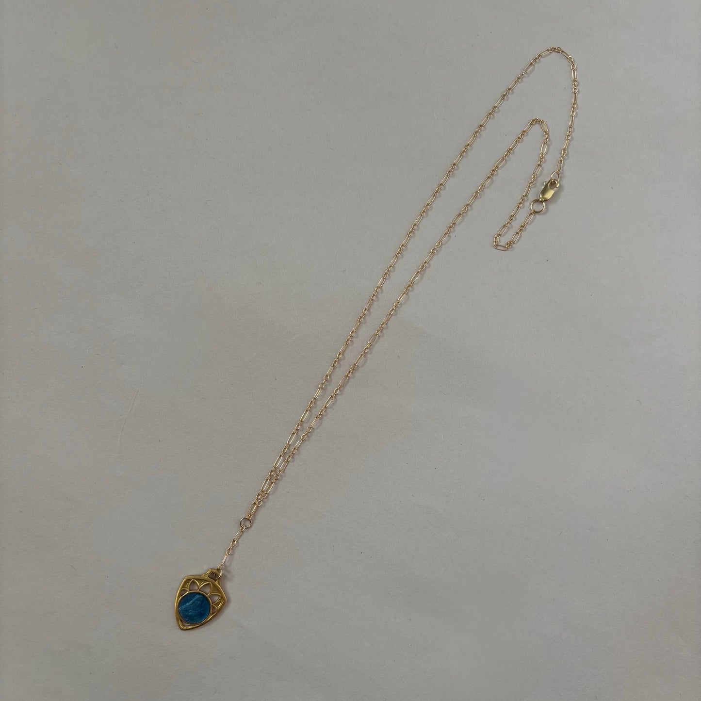 idol necklace