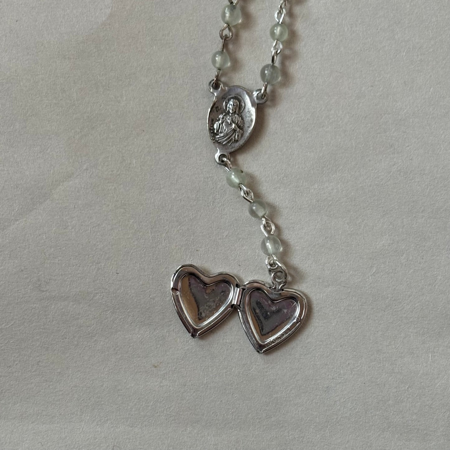 heart icon necklace