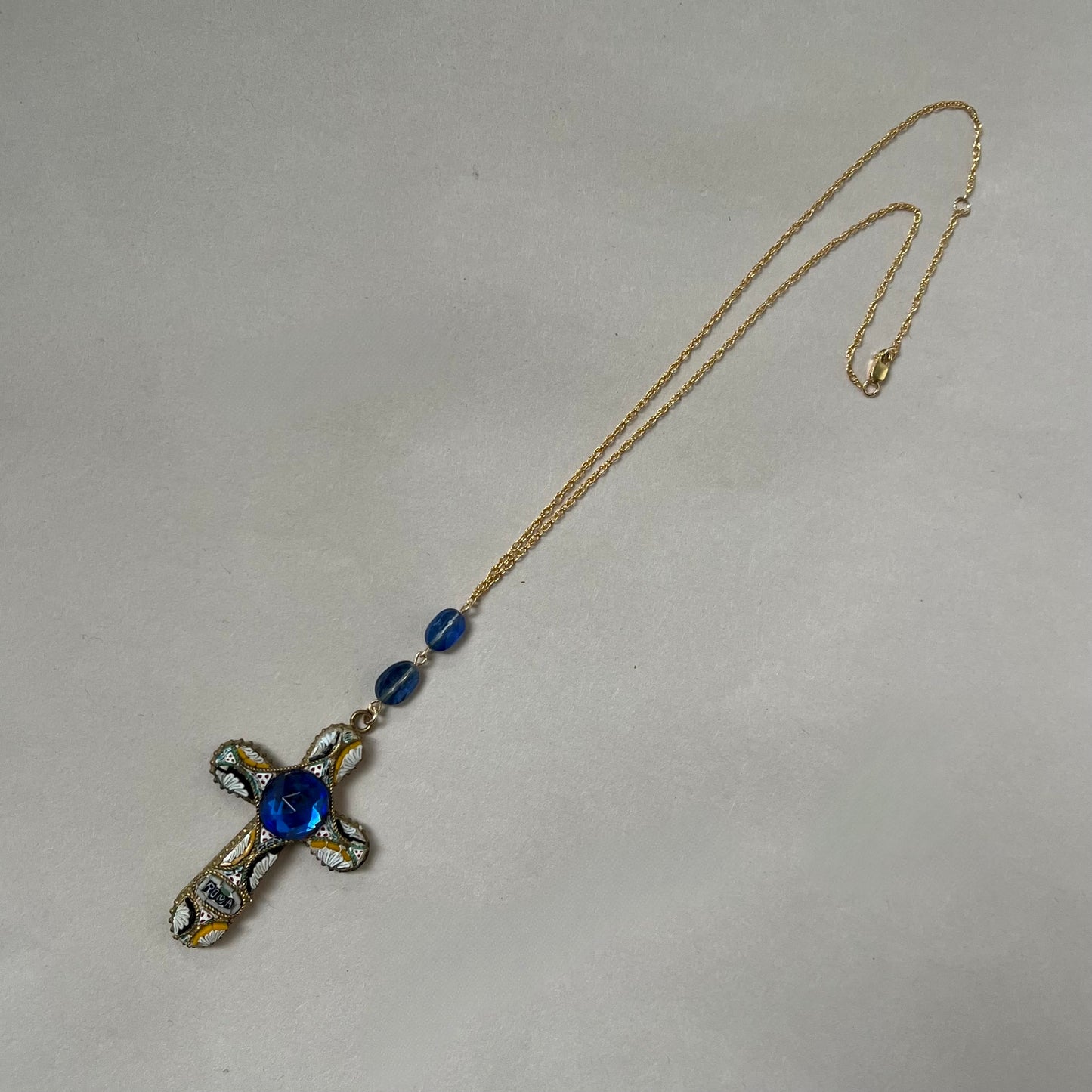 roma necklace