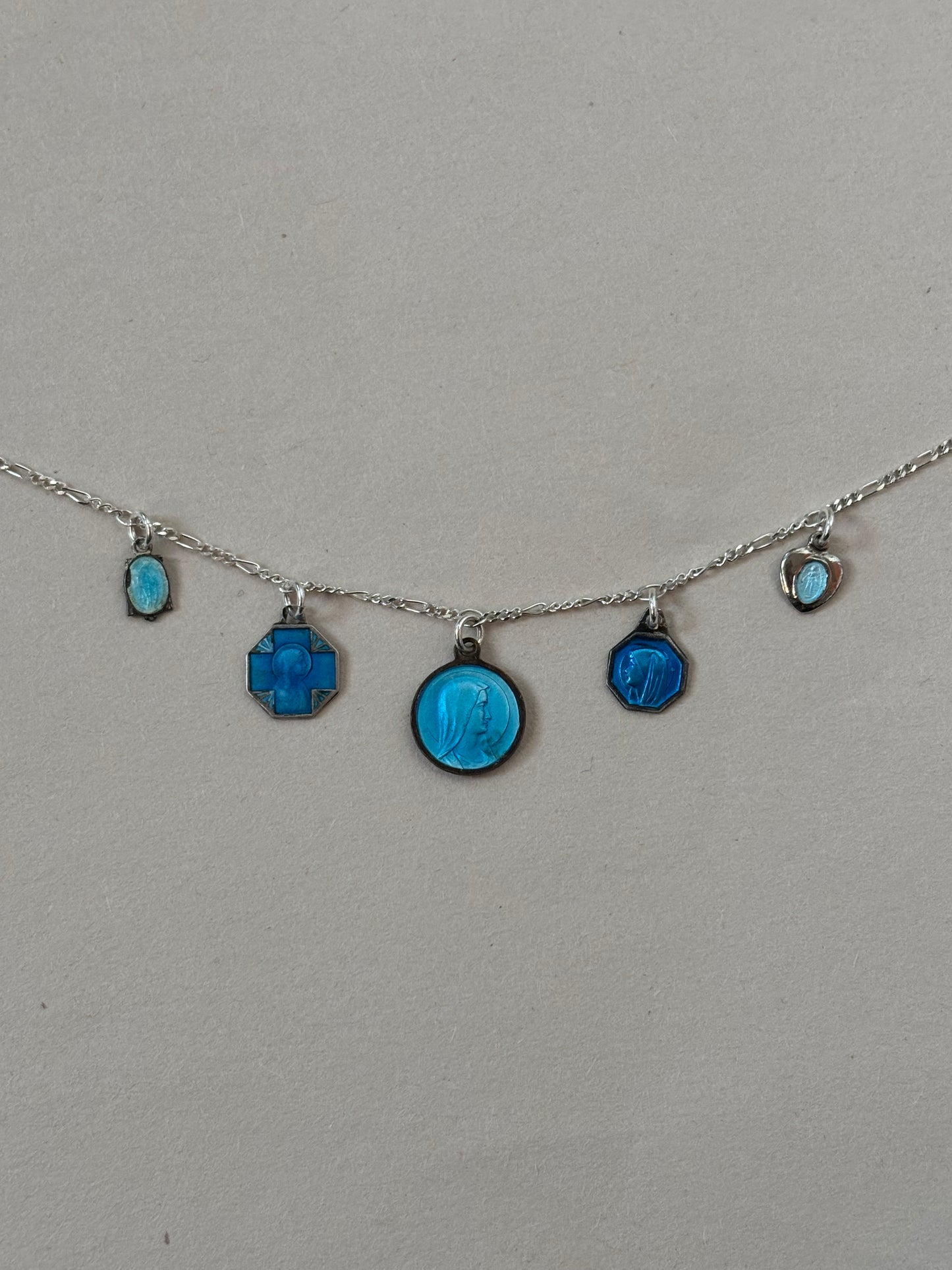 droplet blue necklace