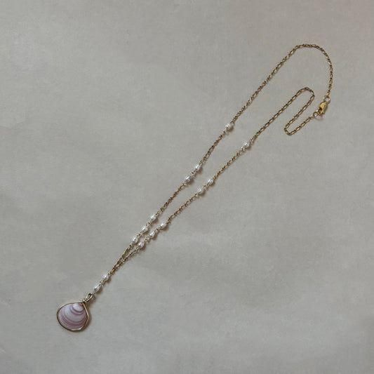 shell pearl necklace
