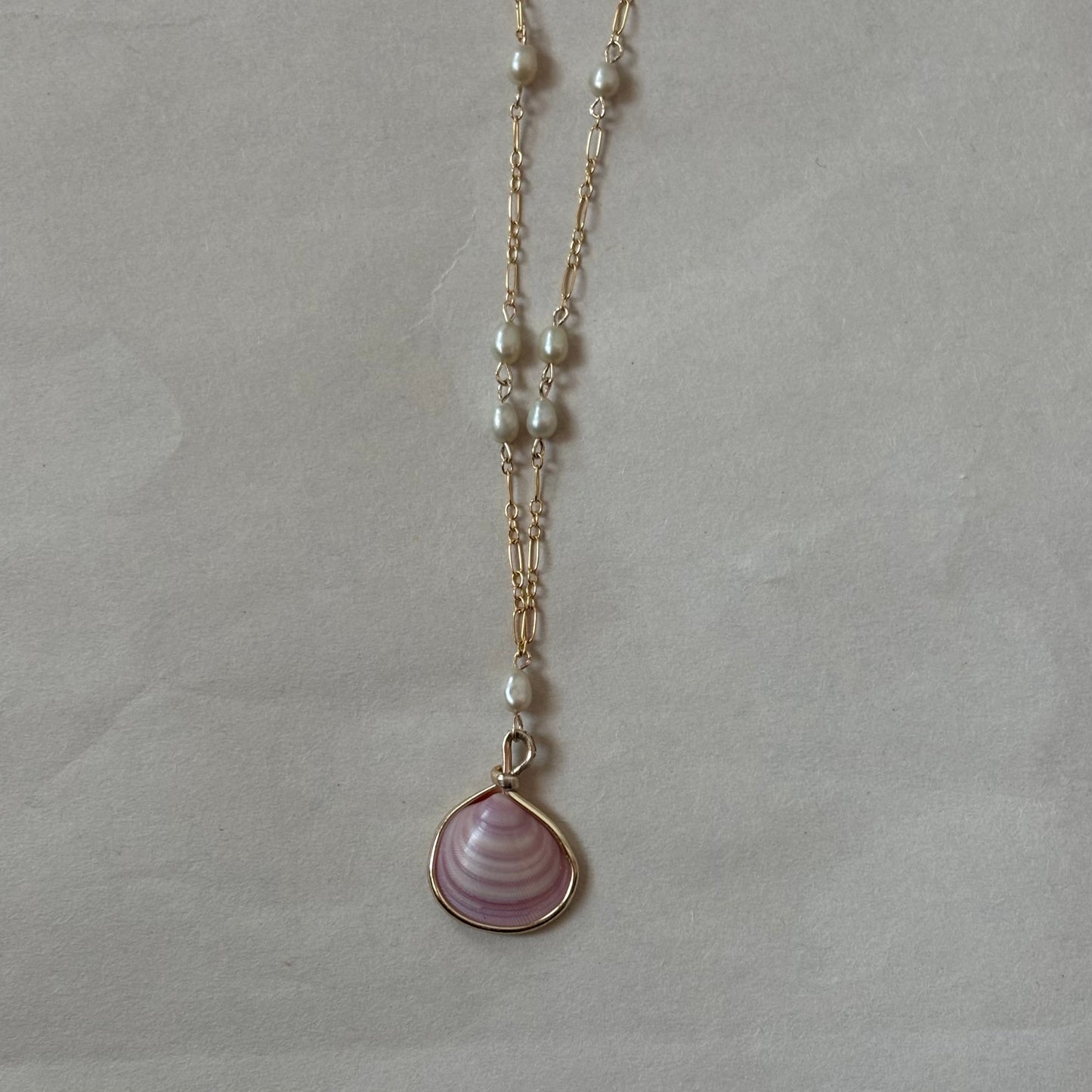 shell mini pearl necklace