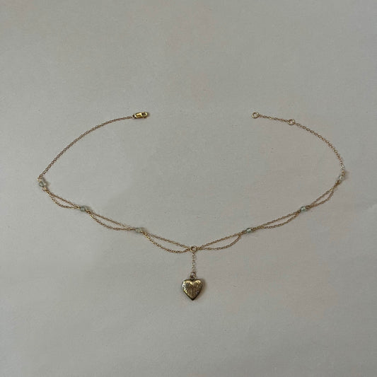 heart curtain choker necklace