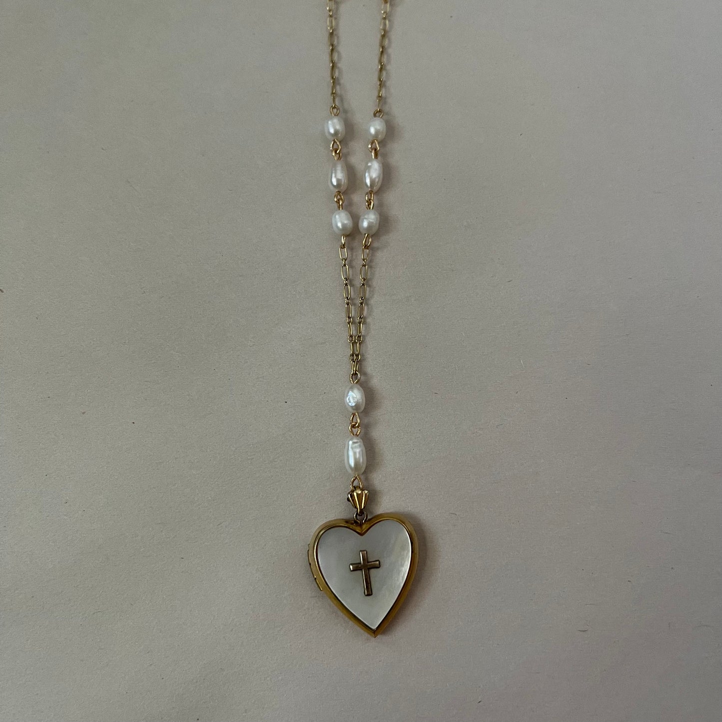 mother of pearl locket necklace