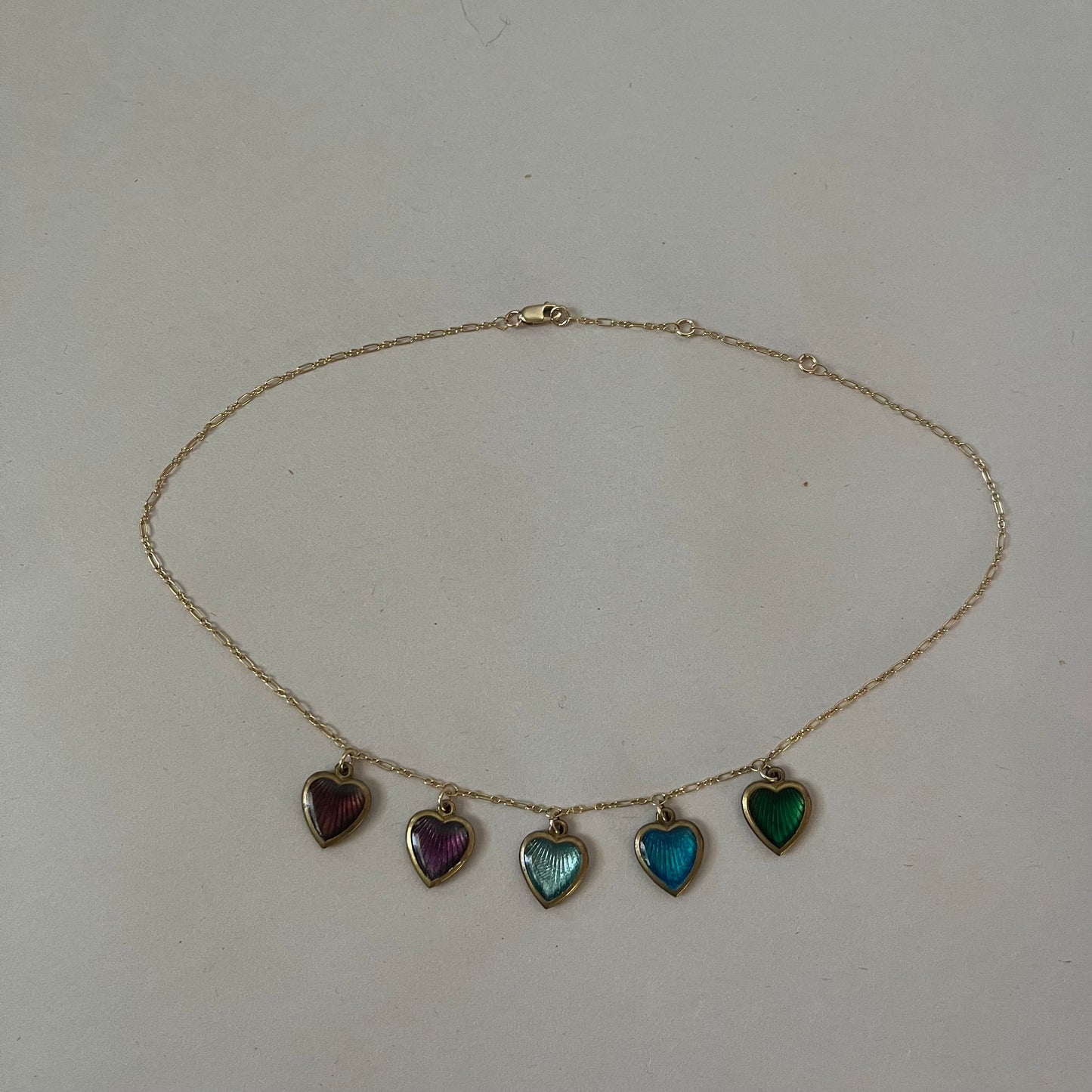 glimmer necklace