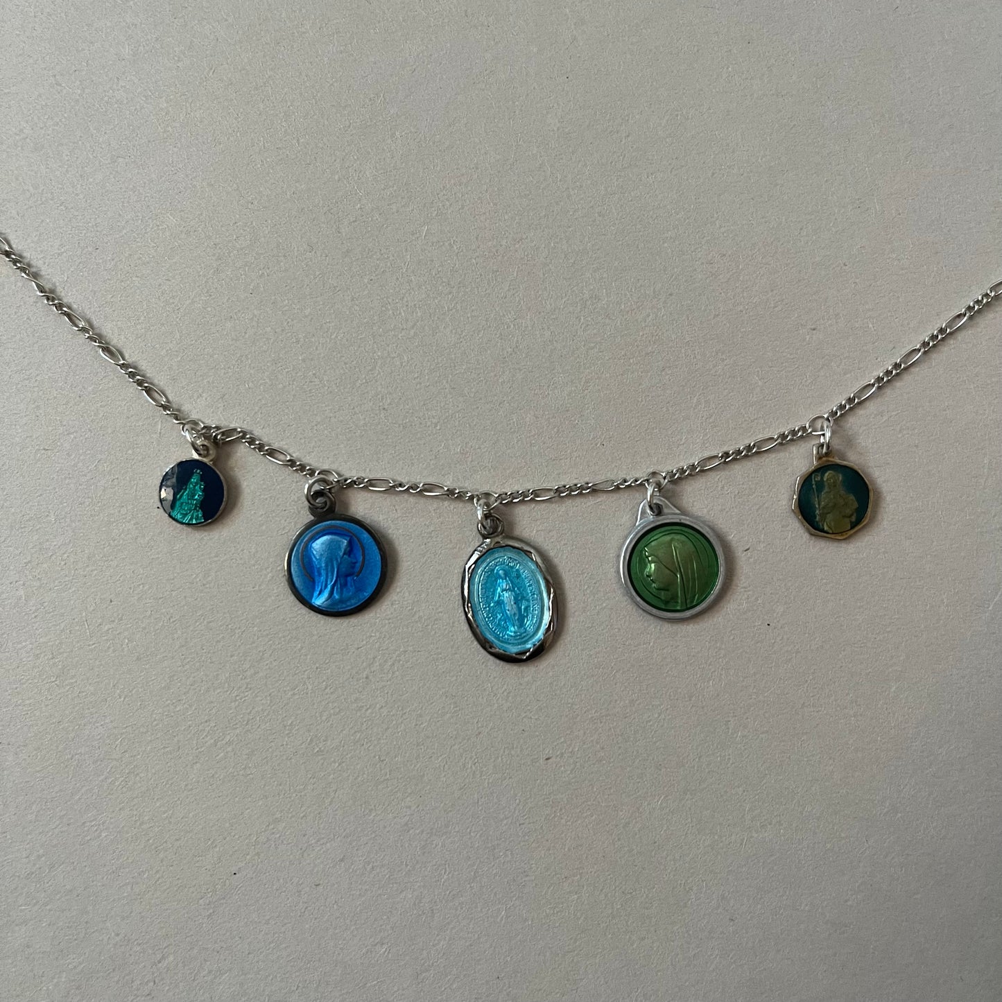 ice droplet necklace